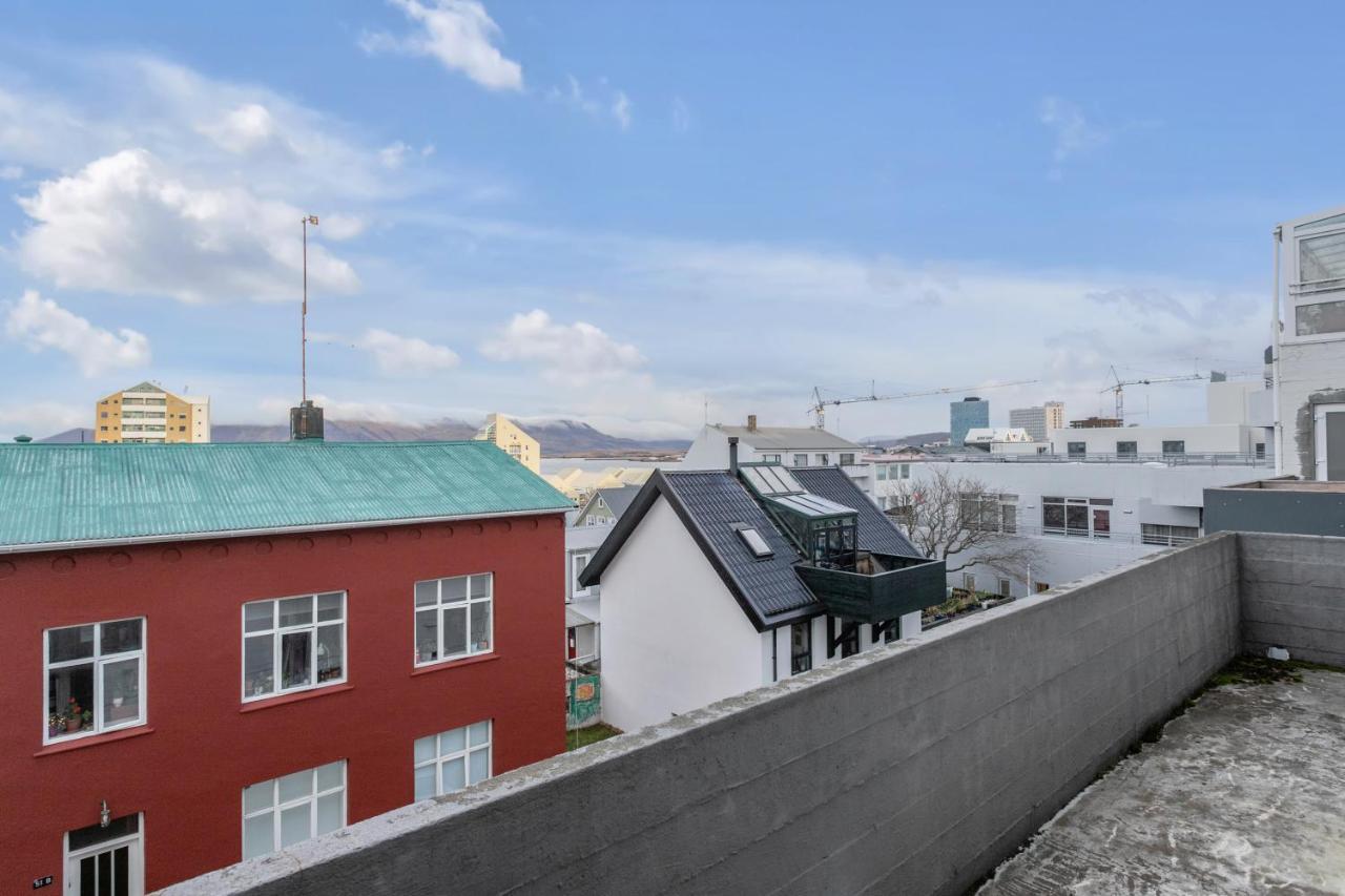 Penthouse Apt On The Shopping Street-Free Parking Reykjavík Exteriör bild